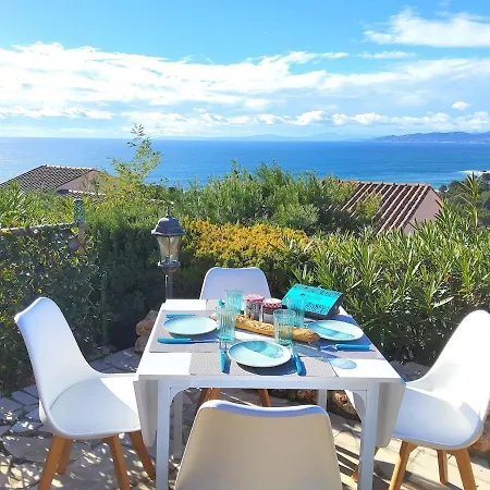 47m Carre - Vue 180 Degres - Piscine - Parking * Saint-Raphael (Var)